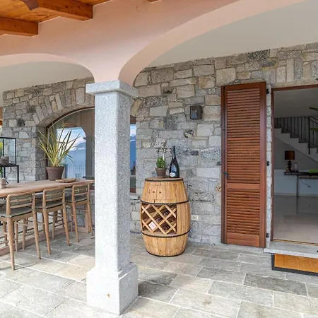 Rosa - Plesio By Lovecomo Casa vacanze Barna