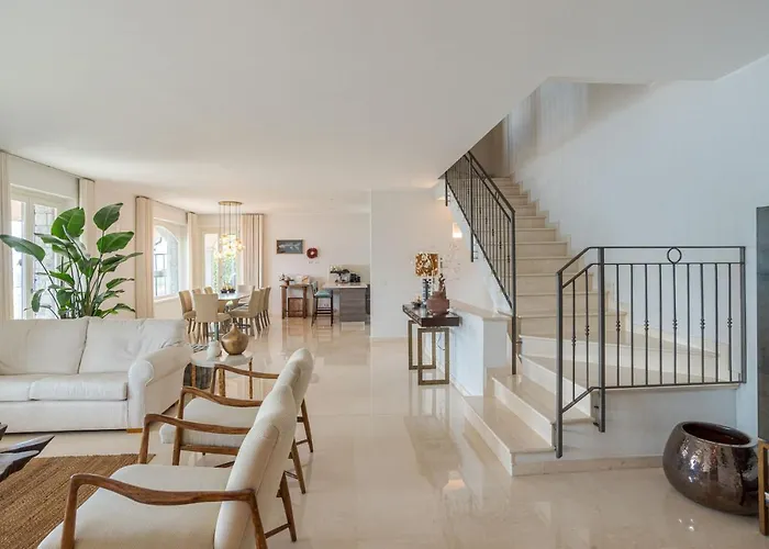 Rosa - Plesio By Lovecomo Σπίτι διακοπών Barna