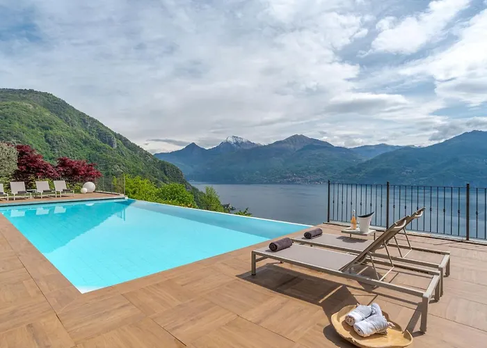 Rosa - Plesio By Lovecomo *