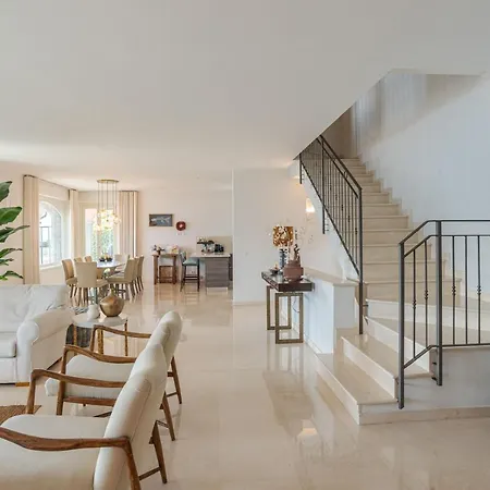 Rosa - Plesio By Lovecomo 度假居 Barna