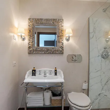 度假居 Rosa - Plesio By Lovecomo *