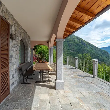 Rosa - Plesio By Lovecomo * Barna